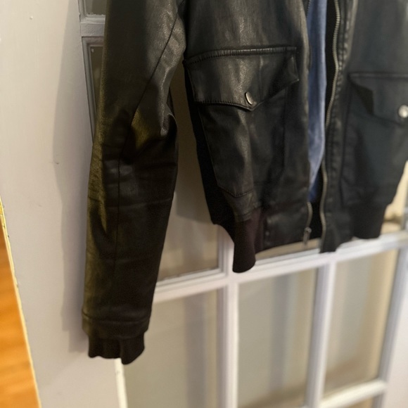 Leather jacket look w/out biker gang vibes. - Picture 5 of 6
